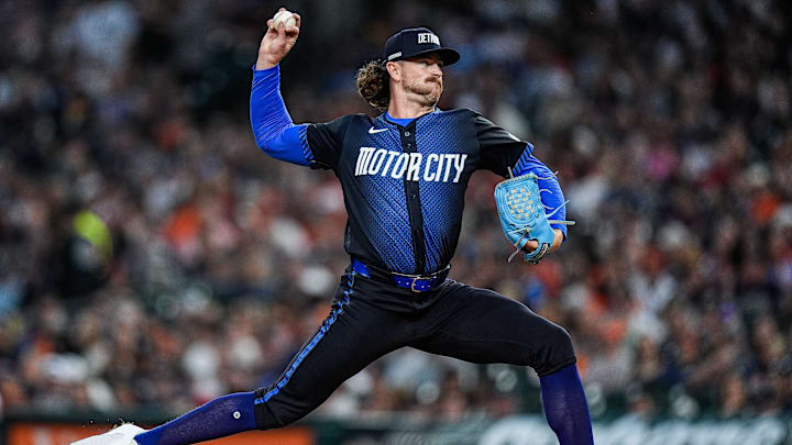 Detroit Tigers pitcher Chris Paddack (40) throws against Atlanta Braves during the fifth inning at Comerica Park in Detroit on Friday, Sept. 19, 2025.