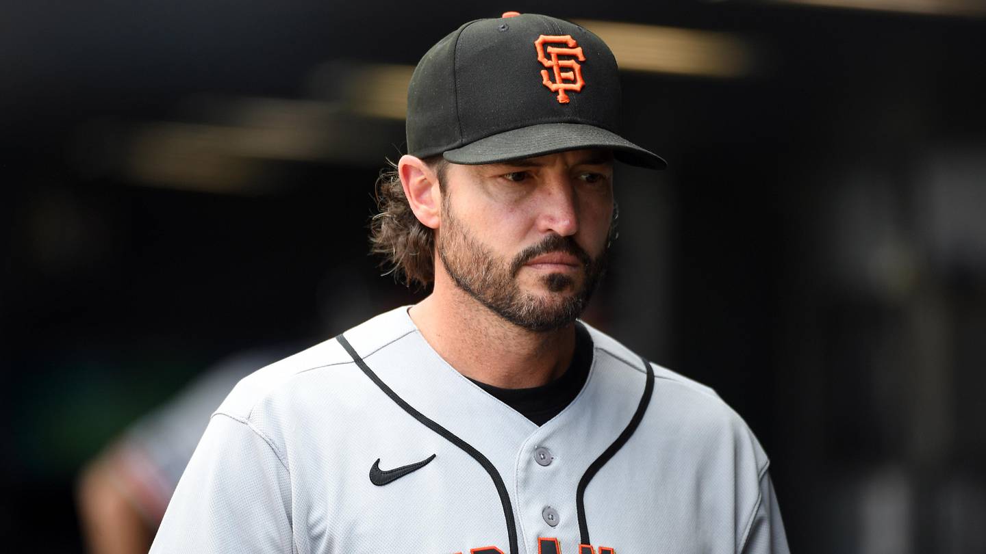 Giants Free Agent Signing Suffers Setback in Injury Recovery
