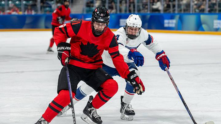 Jan 30, 2024; Gangwon-do, KOR; Tynan Lawrence (CAN) skates with the puck while under pressure from AJ Francisco (USA) in the Ice Hockey Men s 6-on-6 Tournament Semifinals between Canada and (USA) at the Gangneung Hockey Centre. The Winter Youth Olympic Games, Gangwon, South Korea, Tuesday 30 January 2024. Mandatory Credit: OIS/Thomas Lovelock-Imagn Images Jan 30, 2024; Gangwon-do, KOR; Tynan Lawrence (CAN) skates with the puck while under pressure from AJ Francisco (USA) in the Ice Hockey Men s 6-on-6 Tournament Semifinals between Canada and (USA) at the Gangneung Hockey Centre. The Winter Youth Olympic Games, Gangwon, South Korea, Tuesday 30 January 2024. Mandatory Credit: OIS/Thomas Lovelock-Imagn Images