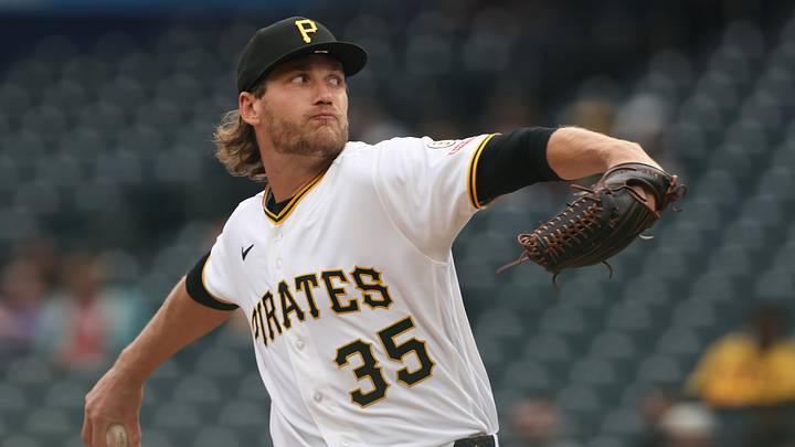 Braxton Ashcraft of the Pittsburgh Pirates pitching at PNC Park