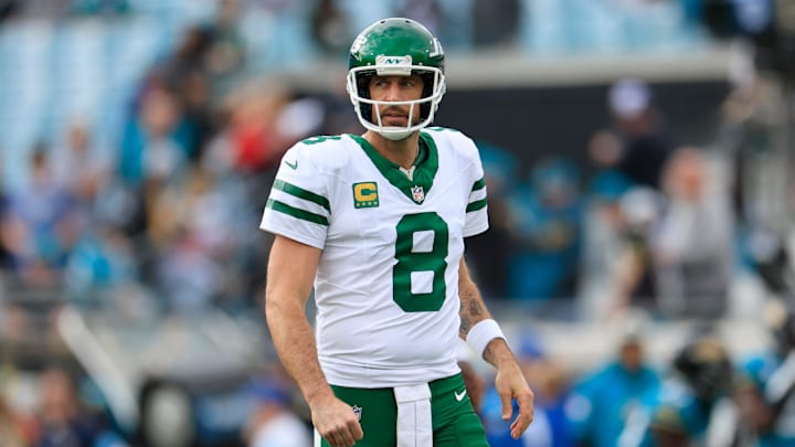New York Jets quarterback Aaron Rodgers (8) looks on before an NFL football matchup Sunday, Dec. 15, 2024 at EverBank Stadium in Jacksonville, Fla. [Corey Perrine/Florida Times-Union]