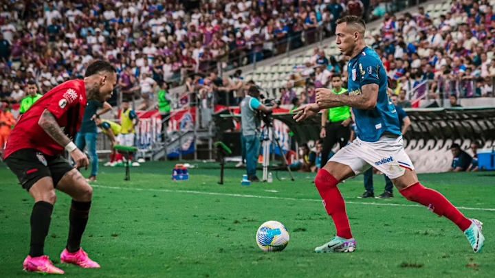 Fortaleza venceu o Atlético-GO por 3 a 1 no Ceará