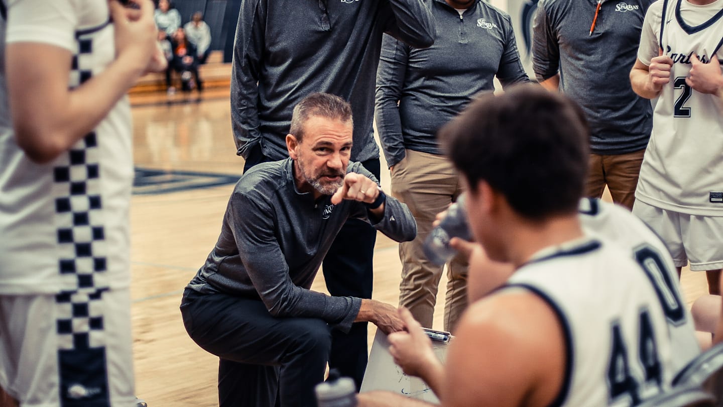 Veteran Iowa High School Boys Basketball Coach Steps Down