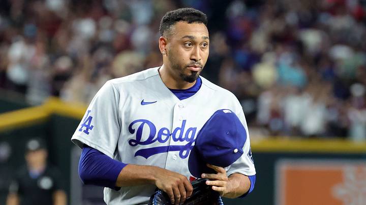 Aug 7, 2026; Phoenix, Arizona, USA; Los Angeles Dodgers pitcher Edwin Diaz against the Arizona Diamondbacks at Chase Field. Mandatory Credit: Mark J. Rebilas-Imagn Images Aug 7, 2026; Phoenix, Arizona, USA; Los Angeles Dodgers pitcher Edwin Diaz against the Arizona Diamondbacks at Chase Field. Mandatory Credit: Mark J. Rebilas-Imagn Images