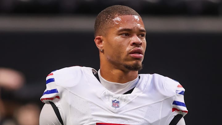 Oct 13, 2025; Atlanta, Georgia, USA; Buffalo Bills cornerback Taron Johnson (7) during a game against the Atlanta Falcons at Mercedes-Benz Stadium. Mandatory Credit: Brett Davis-Imagn Images Oct 13, 2025; Atlanta, Georgia, USA; Buffalo Bills cornerback Taron Johnson (7) during a game against the Atlanta Falcons at Mercedes-Benz Stadium. Mandatory Credit: Brett Davis-Imagn Images