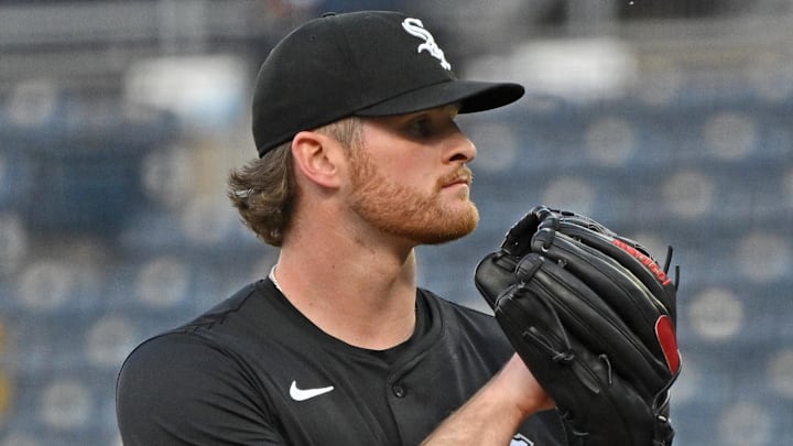 Chicago White Sox starting pitcher Shane Smith (64) against the Kansas City Royals at Kauffman Stadium. 