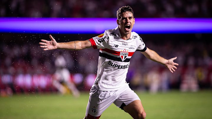 São Paulo enfrenta o Bragantino pelo Paulistão 2025