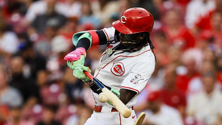 Sep 18, 2024; Cincinnati, Ohio, USA; Cincinnati Reds shortstop Elly De La Cruz (44) bats against the Atlanta Braves in the third inning at Great American Ball Park. Mandatory Credit: Katie Stratman-Imagn Images