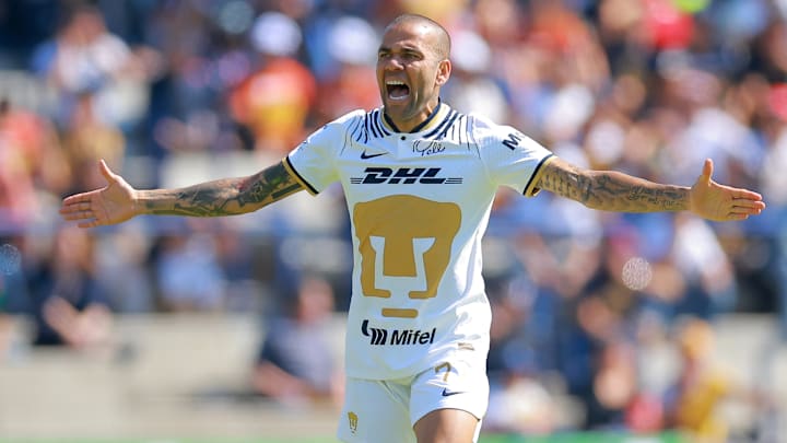 Dani Alves disputó el Mundial de Qatar y un mes después fue detenido por una denuncia de abuso sexual en su contra