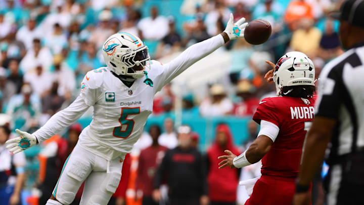 Oct 27, 2024; Miami Gardens, Florida, USA; Miami Dolphins cornerback Jalen Ramsey (5) block a pass from Arizona Cardinals quarterback Kyler Murray (1) during the first quarter at Hard Rock Stadium. Mandatory Credit: Sam Navarro-Imagn Images