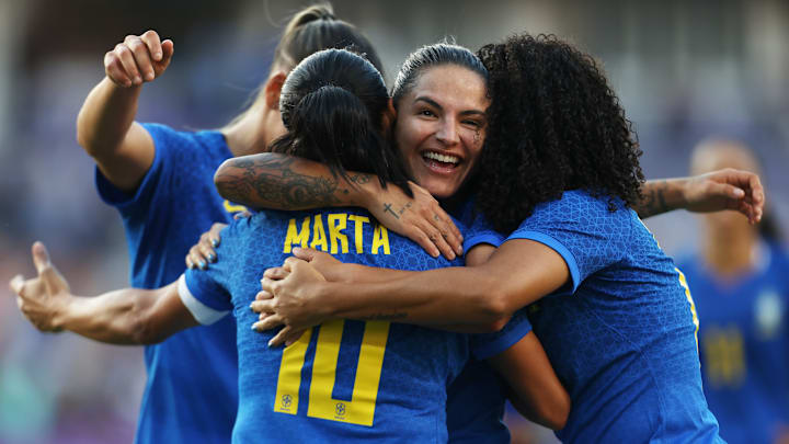 Brasil de Debinha, Marta e cia estreia na Copa do Mundo na segunda-feira, 24.