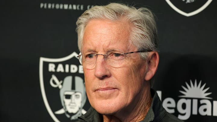 Las Vegas Raiders Introduce Geno Smith