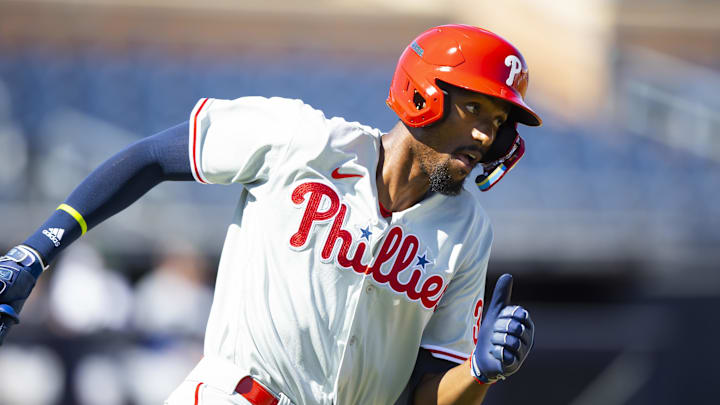 Carlos De La Cruz of the Philadelphia Phillies