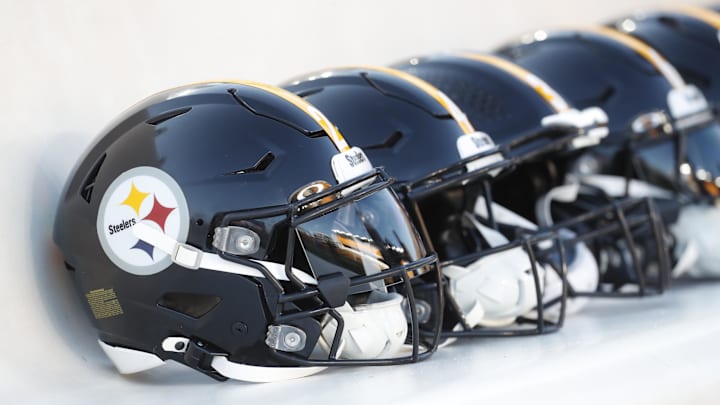 Pittsburgh Steelers helmets