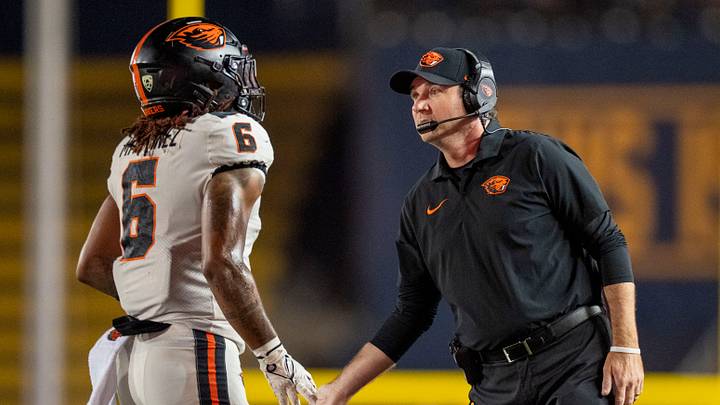 October 7, 2023; Berkeley, California, USA; Oregon State Beavers head coach Jonathan Smith (right) high-fives running back Damien Martinez (6) after a Beavers touchdown during the second quarter against the California Golden Bears at California Memorial Stadium. Mandatory Credit: Kyle Terada-USA TODAY Sports October 7, 2023; Berkeley, California, USA; Oregon State Beavers head coach Jonathan Smith (right) high-fives running back Damien Martinez (6) after a Beavers touchdown during the second quarter against the California Golden Bears at California Memorial Stadium. Mandatory Credit: Kyle Terada-USA TODAY Sports
