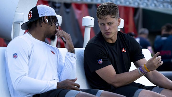 Sep 25, 2023; Cincinnati, Ohio, USA; Cincinnati Bengals quarterback Joe Burrow (9) speaks to