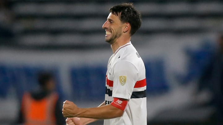 Calleri está sem marcar há quatro jogos e foi expulso no último final de semana Calleri está sem marcar há quatro jogos e foi expulso no último final de semana