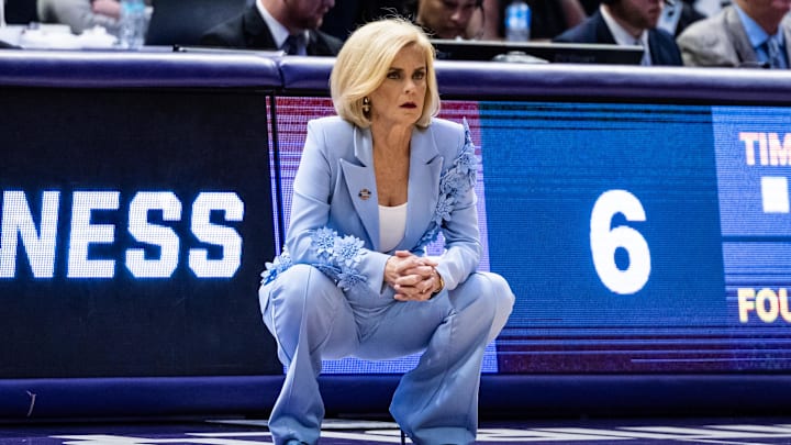 Mar 22, 2025; Baton Rouge, Louisiana, USA; LSU Lady Tigers head coach Kim Mulkey looks on against the San Diego State Aztecs during the first half at Pete Maravich Assembly Center. Mandatory Credit: Stephen Lew-Imagn Images Mar 22, 2025; Baton Rouge, Louisiana, USA; LSU Lady Tigers head coach Kim Mulkey looks on against the San Diego State Aztecs during the first half at Pete Maravich Assembly Center. Mandatory Credit: Stephen Lew-Imagn Images