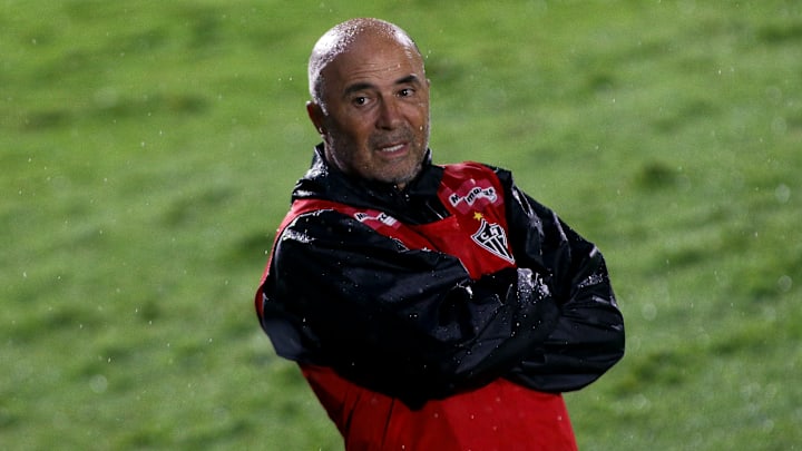 Sampaoli é personagem da partida deste domingo