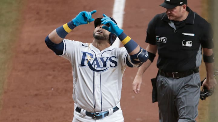 Cruz viene de batear 32 jonrones en 2021 en la MLB
