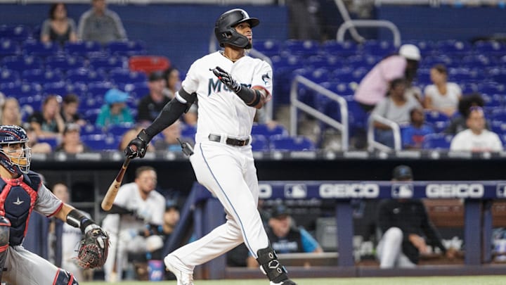 Lewin Díaz ahora jugará con Bravos de Atlanta tras tres campañas en Marlins de Miami