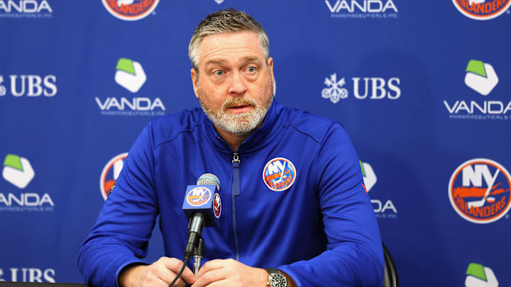 Tampa Bay Lightning v New York Islanders Tampa Bay Lightning v New York Islanders