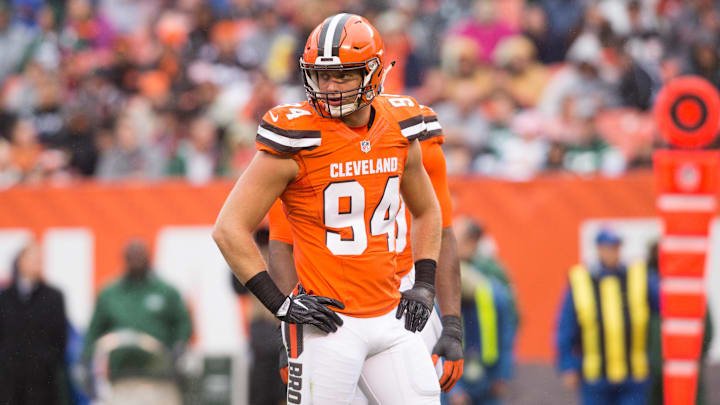 Cleveland Browns, Carl Nassib