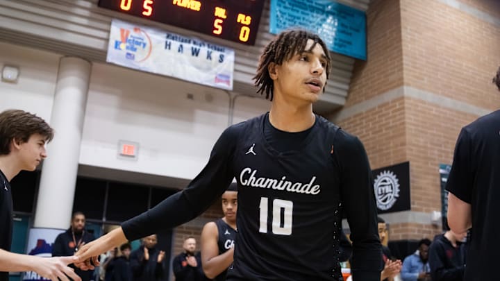 Jan 3, 2025; Gilbert, AZ, USA; Chaminade College Prep forward Jamison White (10) against DeLaSalle High School during the Hoophall West High School Invitational at Highland High School. Jan 3, 2025; Gilbert, AZ, USA; Chaminade College Prep forward Jamison White (10) against DeLaSalle High School during the Hoophall West High School Invitational at Highland High School.