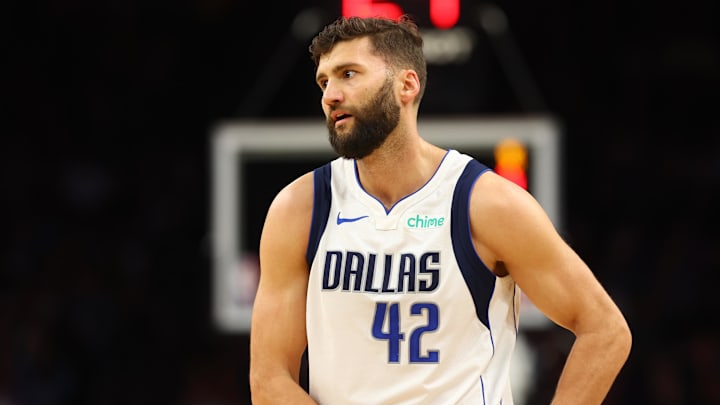 Dec 27, 2024; Phoenix, Arizona, USA; Dallas Mavericks forward Maxi Kleber (42) against the Phoenix Suns at Footprint Center. Mandatory Credit: Mark J. Rebilas-Imagn Images Dec 27, 2024; Phoenix, Arizona, USA; Dallas Mavericks forward Maxi Kleber (42) against the Phoenix Suns at Footprint Center. Mandatory Credit: Mark J. Rebilas-Imagn Images