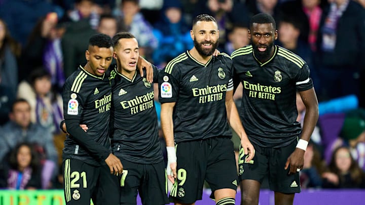 Os Blancos dividem a liderança de LaLiga com o Barcelona Os Blancos dividem a liderança de LaLiga com o Barcelona