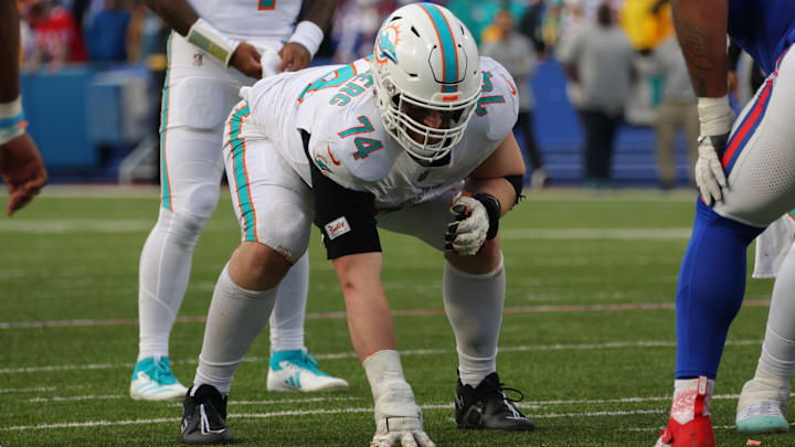 Miami Dolphins OL Liam Eichenberg