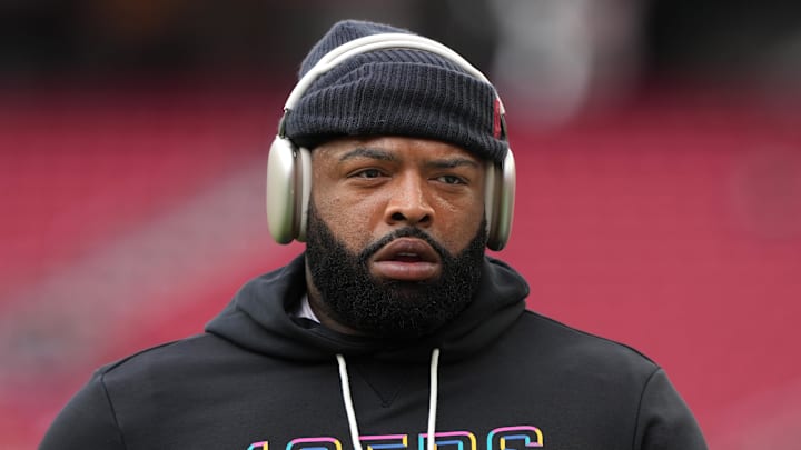 Sep 28, 2025; Santa Clara, California, USA; San Francisco 49ers offensive tackle Trent Williams (71) before the game against the Jacksonville Jaguars at Levi's Stadium. Mandatory Credit: Darren Yamashita-Imagn Images