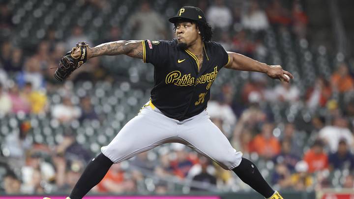 Jun 3, 2026; Houston, Texas, USA; Pittsburgh Pirates pitcher Gregory Soto (31) delivers a pitch during the eighth inning against the Houston Astros at Daikin Park. Mandatory Credit: Troy Taormina-Imagn Images