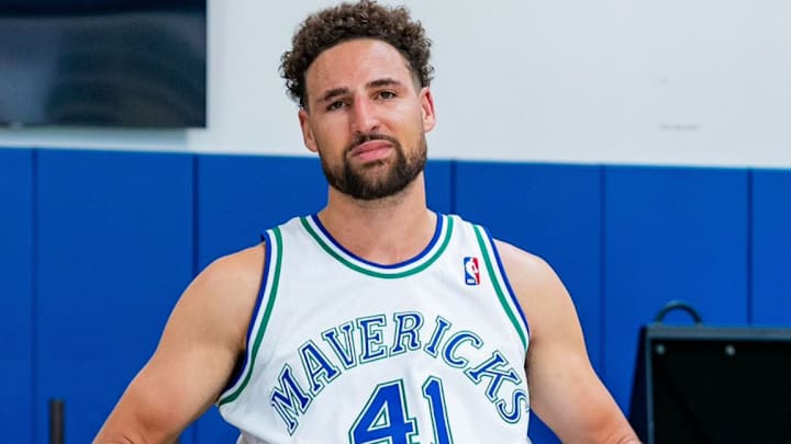 Dallas Mavericks Guard Klay Thompson wears Dirk Nowitzki jersey to a workout with Jordan Lawley Dallas Mavericks Guard Klay Thompson wears Dirk Nowitzki jersey to a workout with Jordan Lawley