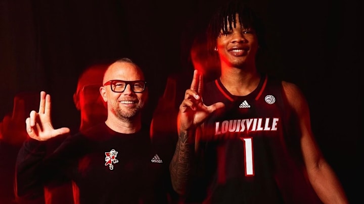 Bellaire (Tex.) HS forward Shelton Henderson with head coach Pat Kelsey on his official visit to Louisville