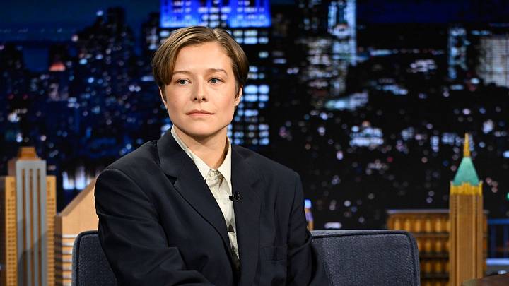 Emma D'Arcy on THE TONIGHT SHOW STARRING JIMMY FALLON -- Episode 2352 -- Pictured: Actor Emma D'Arcy during an interview on Tuesday, October 6, 2026. Emma D'Arcy on THE TONIGHT SHOW STARRING JIMMY FALLON -- Episode 2352 -- Pictured: Actor Emma D'Arcy during an interview on Tuesday, October 6, 2026.
