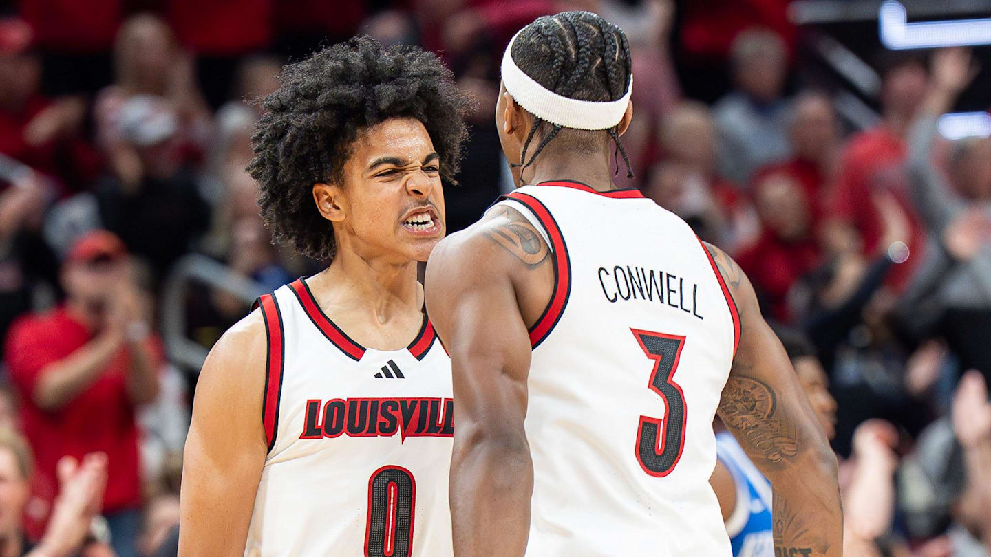 Louisville's Depth and Unselfishness on Full Display Against Memphis