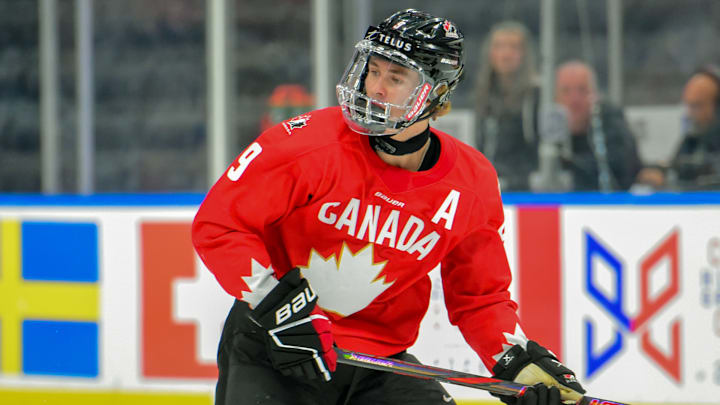 Penn State hockey forward Gavin McKenna
