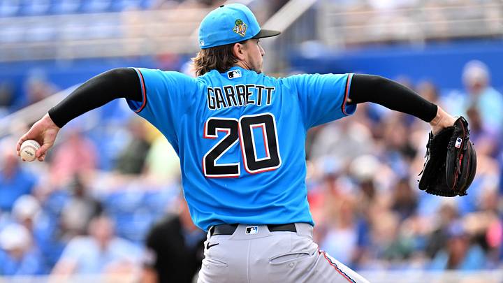 Feb 26, 2026; Dunedin, Florida, USA; Florida Marlins starting pitcher Braxton Garrett (20) throws a pitch in the first inning against the Toronto Blue Jays during spring training at TD Ballpark. Mandatory Credit: Jonathan Dyer-Imagn Images