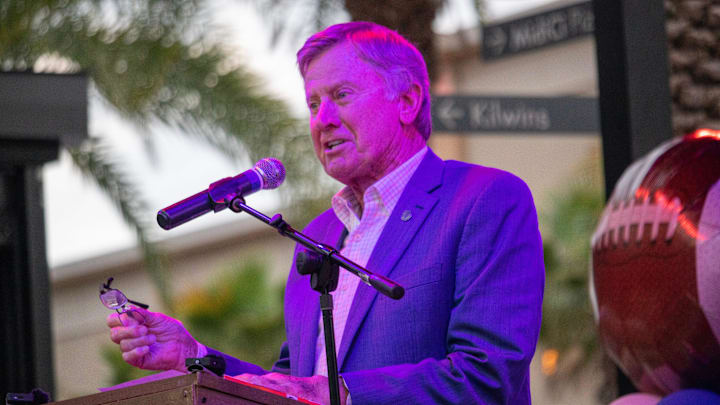 Steve Spurrier encouraged what many fans would view as unthinkable 