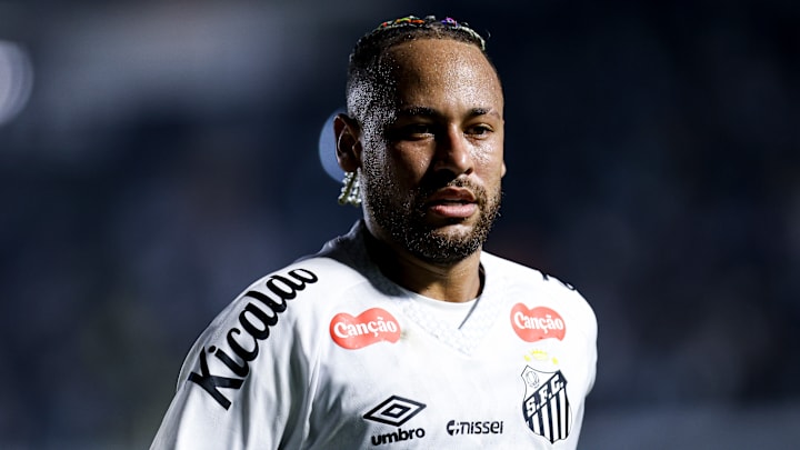 Após nova lesão, Neymar volta a desfalcar o Santos na temporada