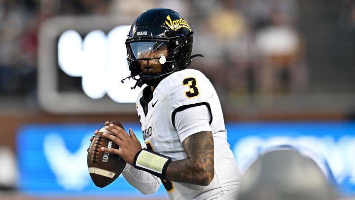 Aug 30, 2025; Pullman, Washington, USA; Idaho Vandals quarterback Joshua Wood (3). Aug 30, 2025; Pullman, Washington, USA; Idaho Vandals quarterback Joshua Wood (3).