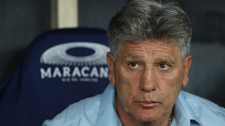 Renato está livre no mercado desde que saiu do Grêmio