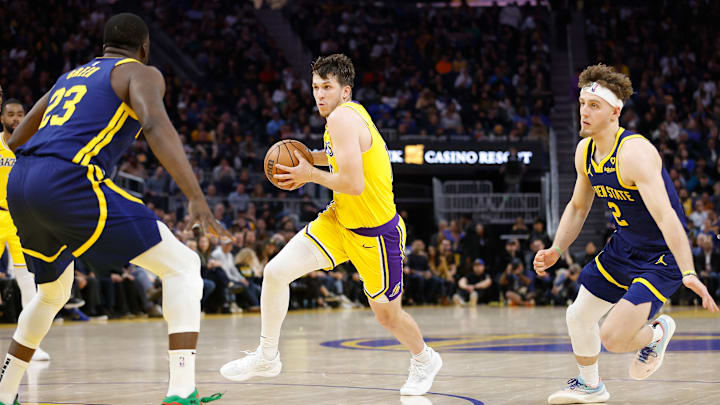 Los Angeles Lakers v Golden State Warriors