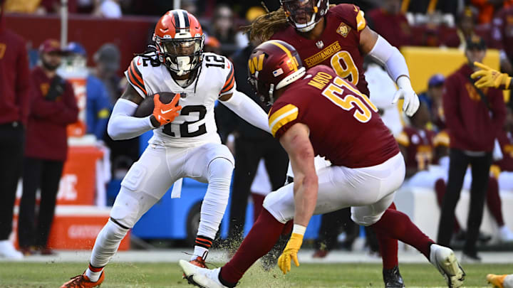 Jan 1, 2023; Landover, Maryland, USA; Cleveland Browns wide receiver Michael Woods II (12) runs Jan 1, 2023; Landover, Maryland, USA; Cleveland Browns wide receiver Michael Woods II (12) runs
