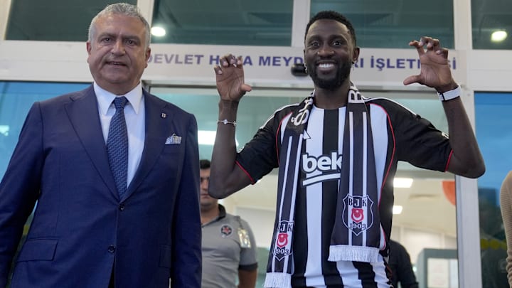 Besiktas's new signing Ndidi arrives in Istanbul