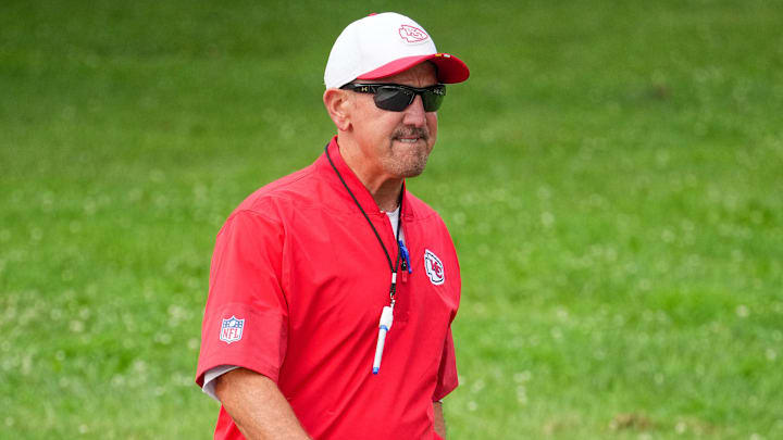 Jul 22, 2025; St. Joseph, MO, USA; Kansas City Chiefs defensive coordinator Steve Spagnuolo walks down the hill to the practice fields during training camp at Missouri Western State University. Mandatory Credit: Denny Medley-Imagn Images Jul 22, 2025; St. Joseph, MO, USA; Kansas City Chiefs defensive coordinator Steve Spagnuolo walks down the hill to the practice fields during training camp at Missouri Western State University. Mandatory Credit: Denny Medley-Imagn Images