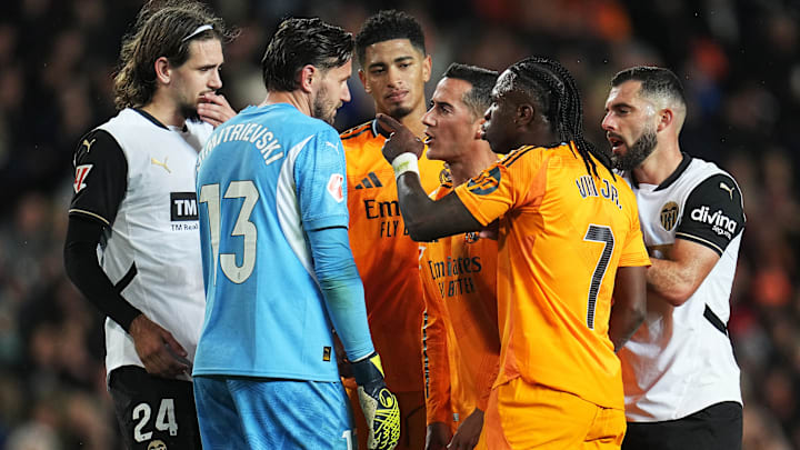 Vinicius was sent off against Valencia