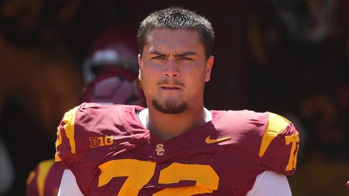 Aug 29, 2026; Los Angeles, California, USA; Southern California Trojans offensive lineman Elijah Paige (72) reacts during the game against the San Jose State Spartans at United Airlines Field at Los Angeles Memorial Coliseum. Mandatory Credit: Kirby Lee-Imagn Images Aug 29, 2026; Los Angeles, California, USA; Southern California Trojans offensive lineman Elijah Paige (72) reacts during the game against the San Jose State Spartans at United Airlines Field at Los Angeles Memorial Coliseum. Mandatory Credit: Kirby Lee-Imagn Images