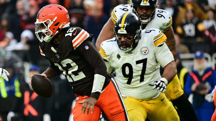 Dec 28, 2025; Cleveland, Ohio, USA; Cleveland Browns quarterback Shedeur Sanders (12) looks to throw in the fourth quarter against the Pittsburgh Steelers at Huntington Bank Field. Mandatory Credit: Ken Blaze-Imagn Images Dec 28, 2025; Cleveland, Ohio, USA; Cleveland Browns quarterback Shedeur Sanders (12) looks to throw in the fourth quarter against the Pittsburgh Steelers at Huntington Bank Field. Mandatory Credit: Ken Blaze-Imagn Images